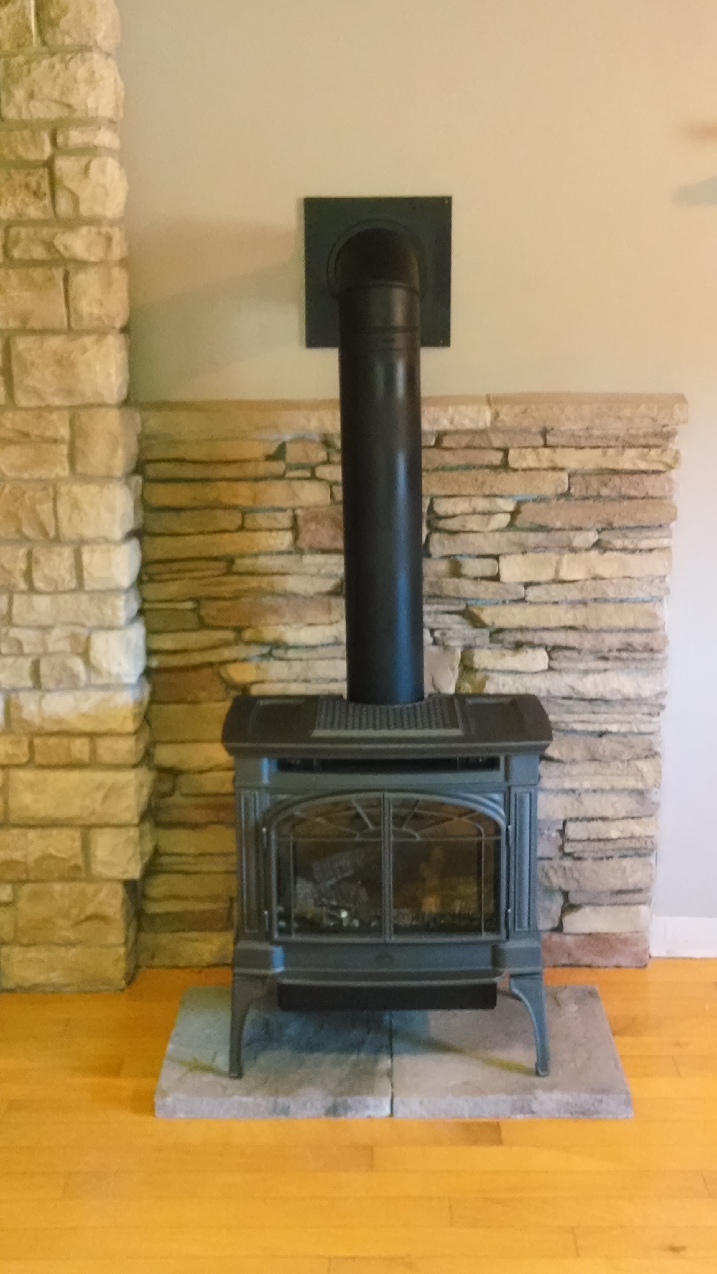 Sackett's Fireplace - Lopi Berkshire Image | ProView