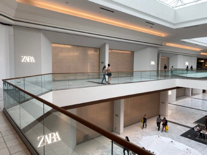 CPM Builders - Zara Store at Lenox Mall Image