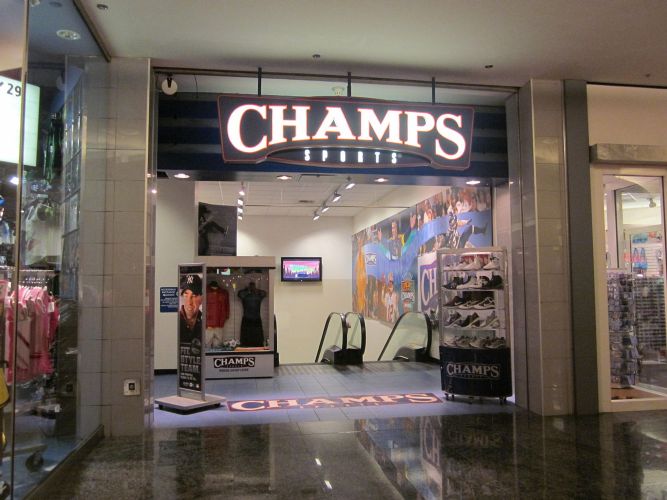 Champs, Capital Mall