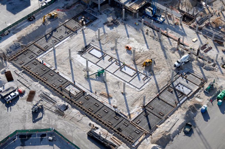 American Airlines Early Baggage Facility