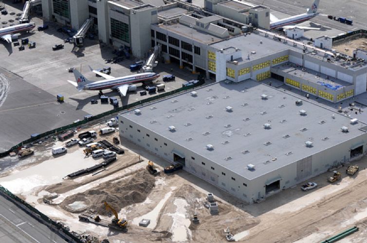 American Airlines Early Baggage Facility