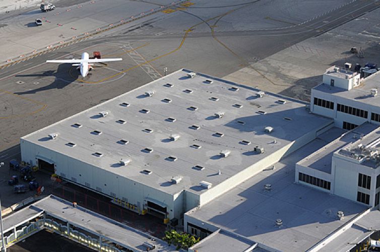 American Airlines Early Baggage Facility