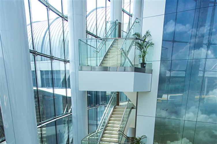 Los Angeles Airport, Bradley West Terminal 4 Connector