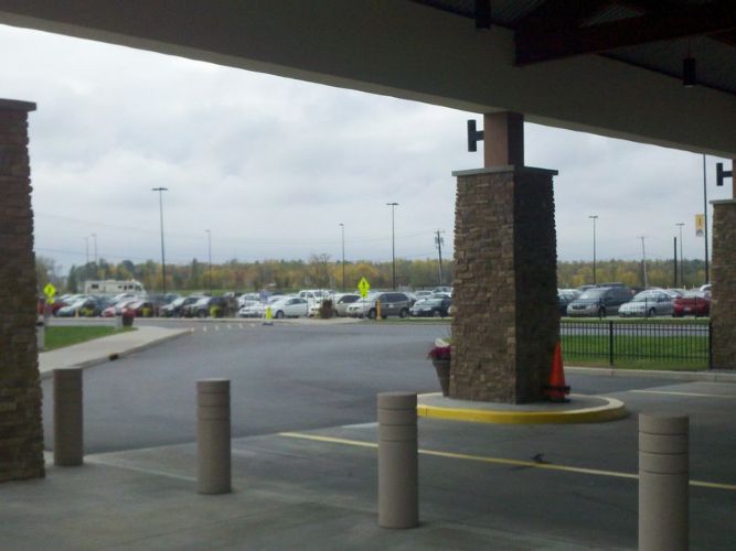 Akwesasne Mohawk Casino Porte Cochere