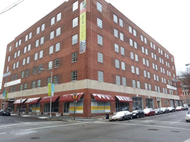 520 Park Avenue Photo 3