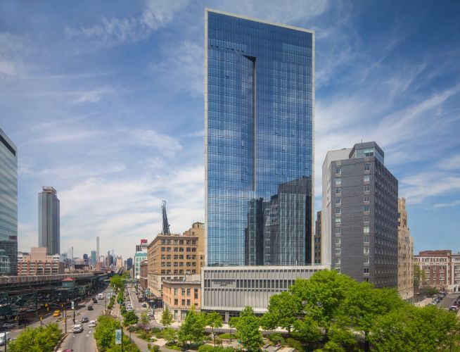 Long Island City Marriott Hotel And Residences