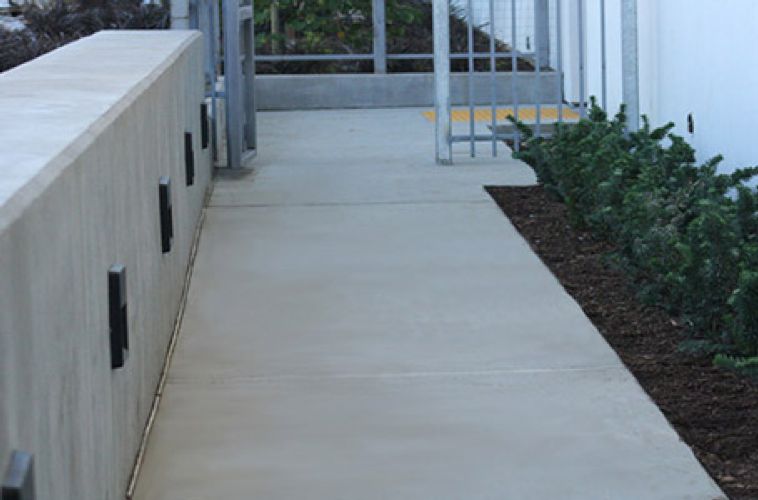 Oscar de la Hoya Middle School