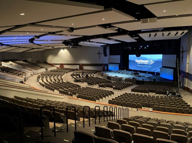 Southeast Christian Church Auditorium & Sunday School 