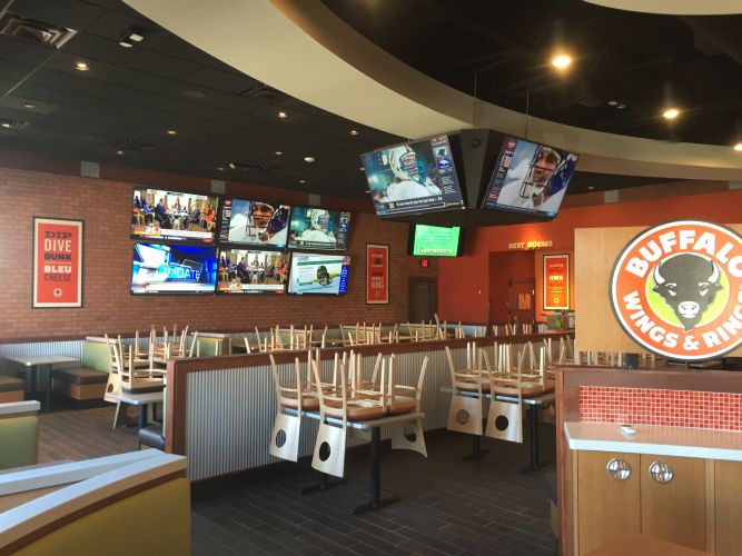 Buffalo Wing & Rings 