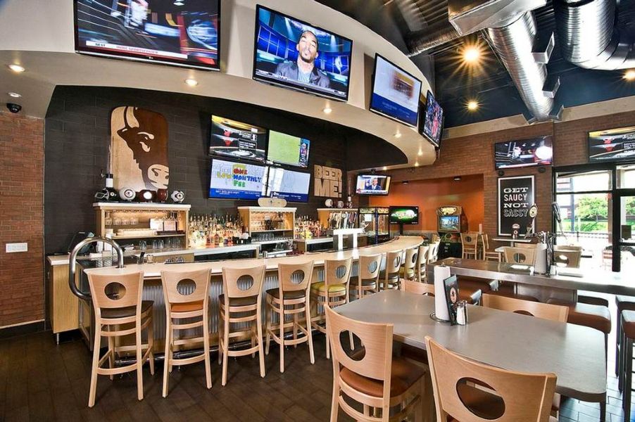 Buffalo Wings & Rings