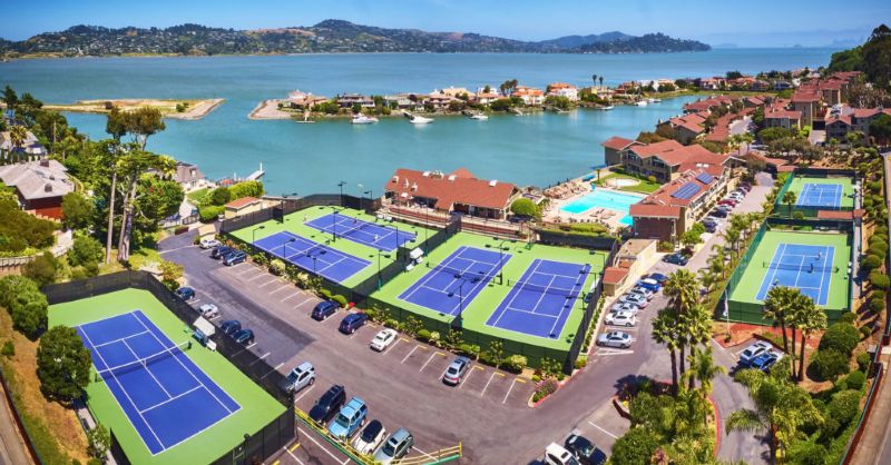 The Club at Harbor Point