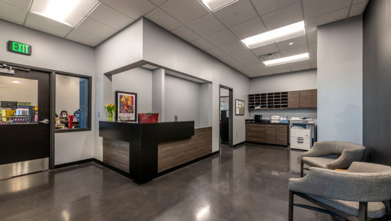 Crow&rsquo;s Truck Center