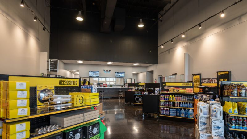 Crow&rsquo;s Truck Center