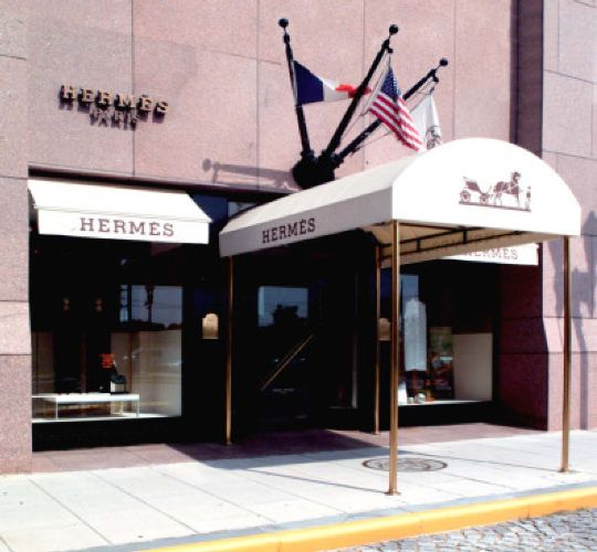 Hermes tysons discount