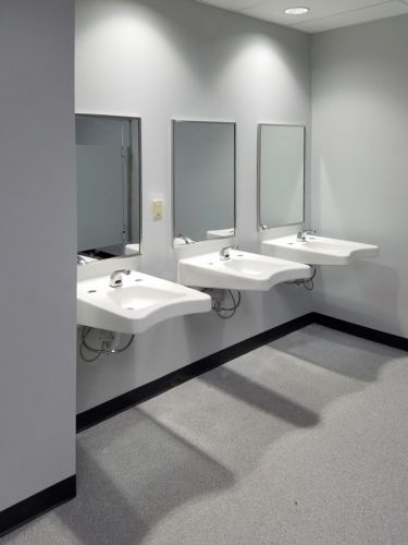 Star Workshop Restroom