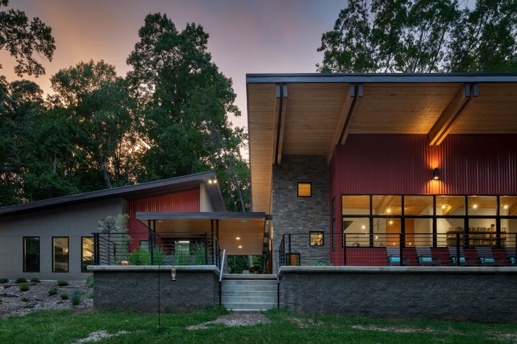 Contemporary Ranch by Zar Custom Homes in Charlotte, NC | ProView