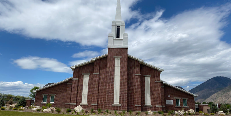 Mapleton 1 Meetinghouse