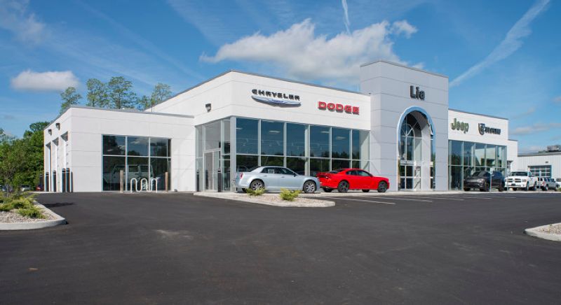 Lia Chrysler Dodge Jeep Ram