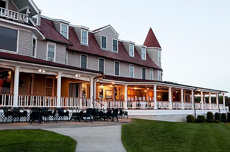 Larchmont Yacht Club