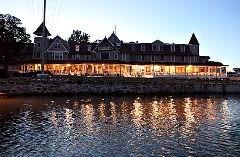 Larchmont Yacht Club