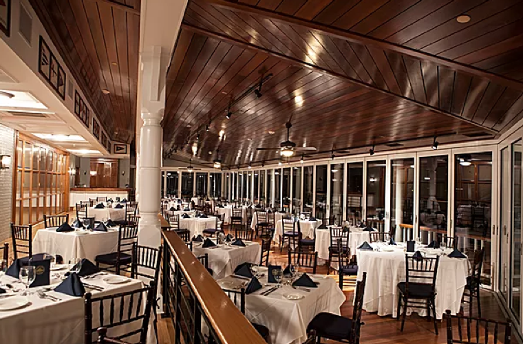 Larchmont Yacht Club