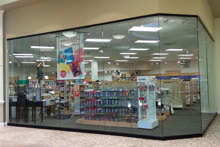 VaKaren's Hallmark Store, Danville Mall