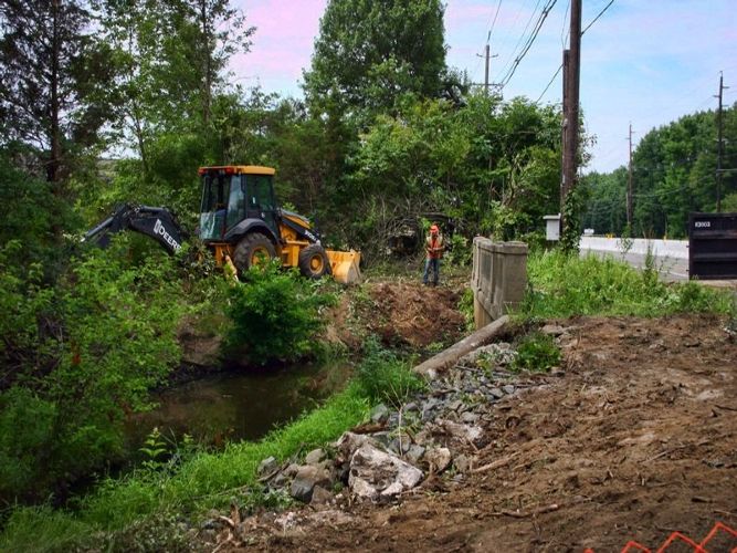 RT 1 over Heathcote Brook