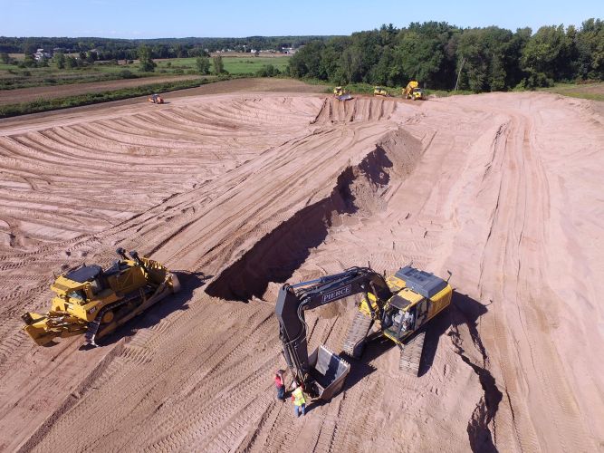 Oakridge Dairy Farm by Pierce Builders, Inc. in Ellington, CT ProView