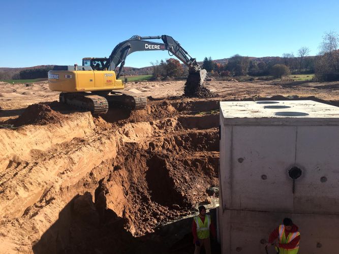 Oakridge Dairy Farm by Pierce Builders, Inc. in Ellington, CT ProView