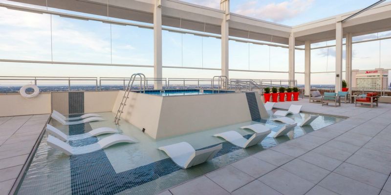 Aloft Hotel & The Strand Apartments