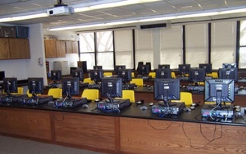 Canadian Isd Baker Elementary Activity Center, Computer Lab, And