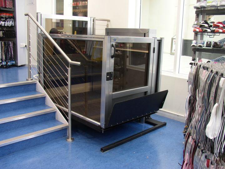Unenclosed Vertical Platform Wheelchair Lifts