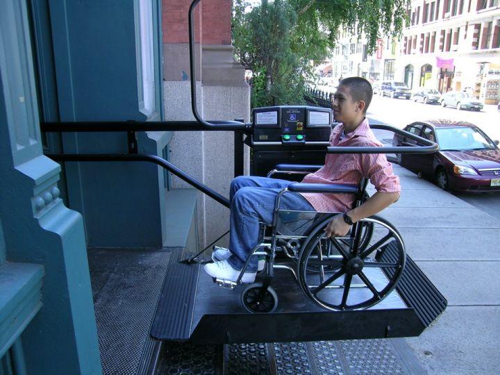 Turning Inclined Platform Wheelchair Lifts