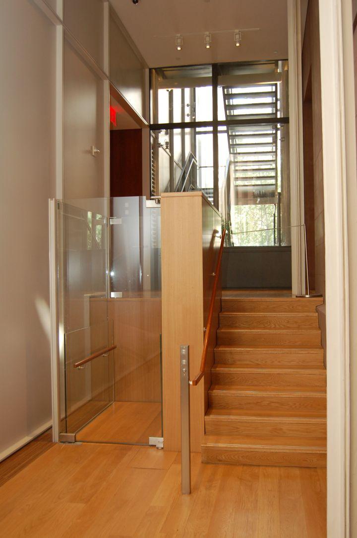 Custom Enclosure Vertical Platform Wheelchair Lifts