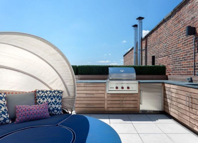 Brooklyn Heights Roof Extension