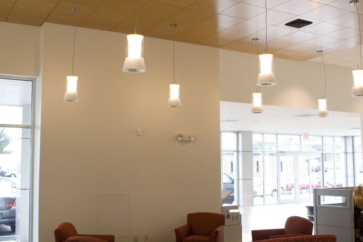 Steven Toyota Showroom