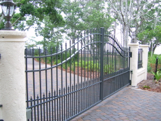 Estate Gate with access control