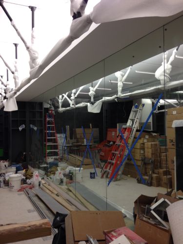 Fhitting Room Photo 3