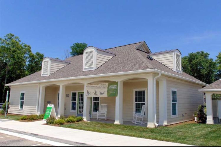 Courtyard Commons &ndash; Multi-family Housing