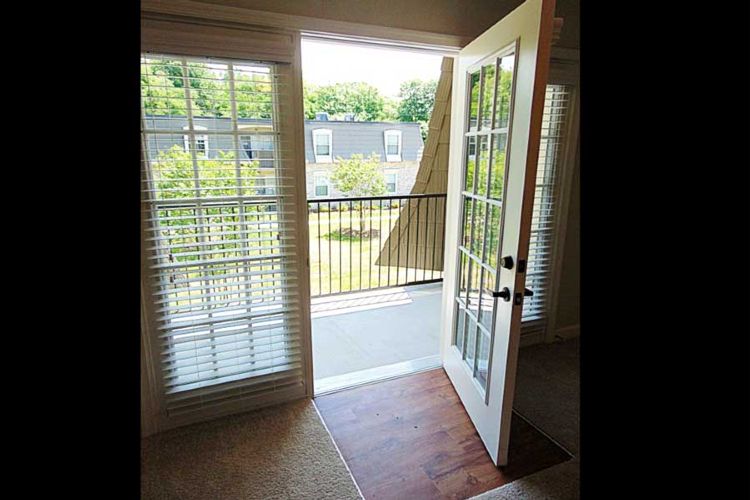 Courtyard Commons &ndash; Multi-family Housing