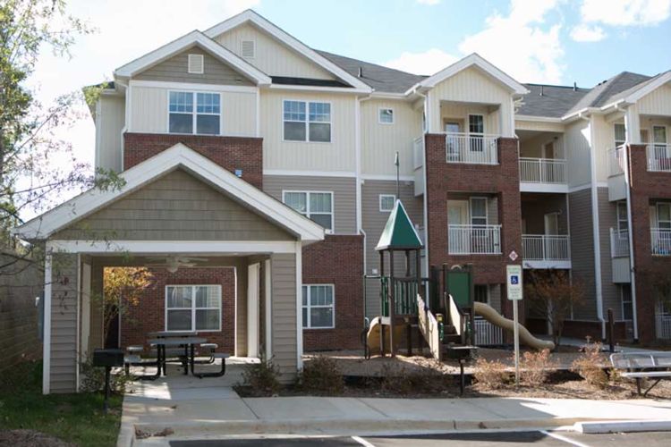 Hampton Pointe Affordable Housing