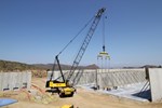 Linkbelt 300 ton Conventional raising tilt-up panels