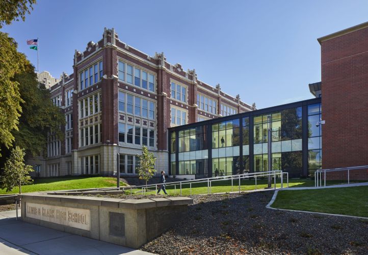 Lewis & Clark High School Commons Addition