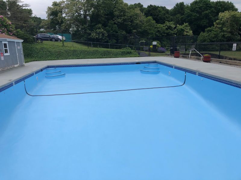 Rope Walk Condominiums - Swimming Pool