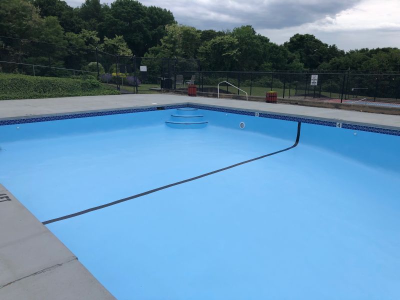 Rope Walk Condominiums - Swimming Pool