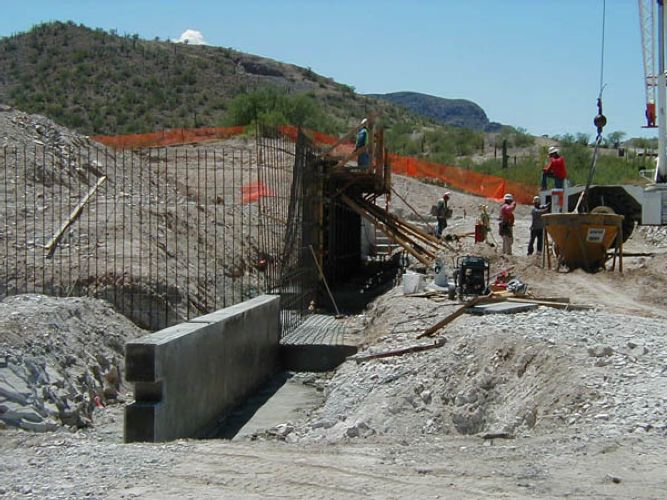 Starr Pass Golf Club Parking Structure