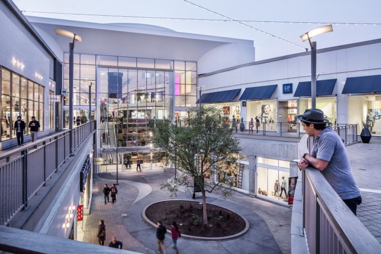 Del Amo Fashion Mall - Phase II in Torrance, CA (Del Amo Fashion