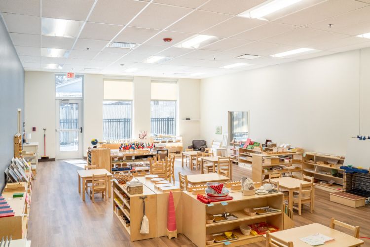 Guidepost Montessori Downers Grove