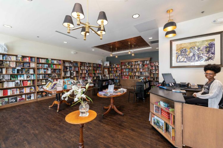 44th & 3rd Booksellers