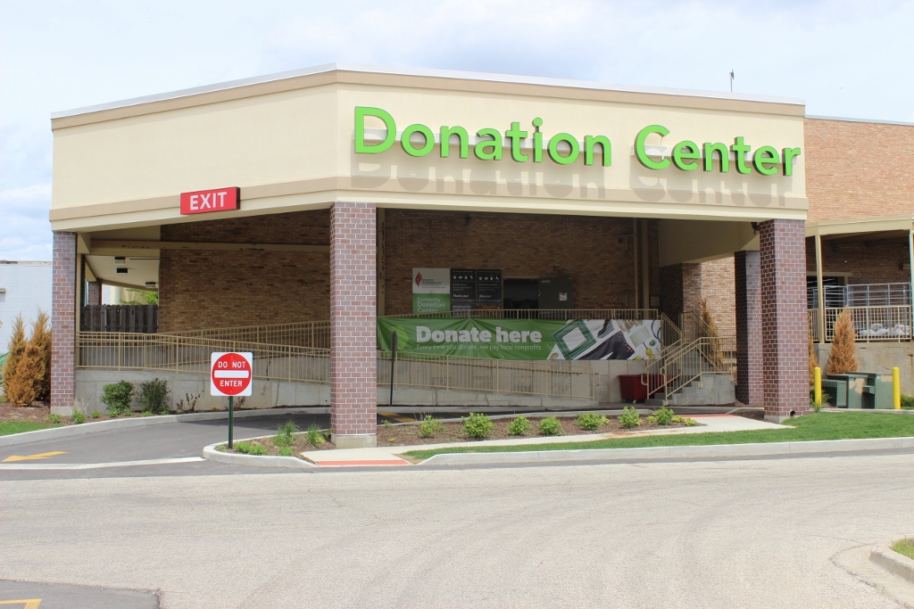 Savers - Hoffman Estates, Illinois